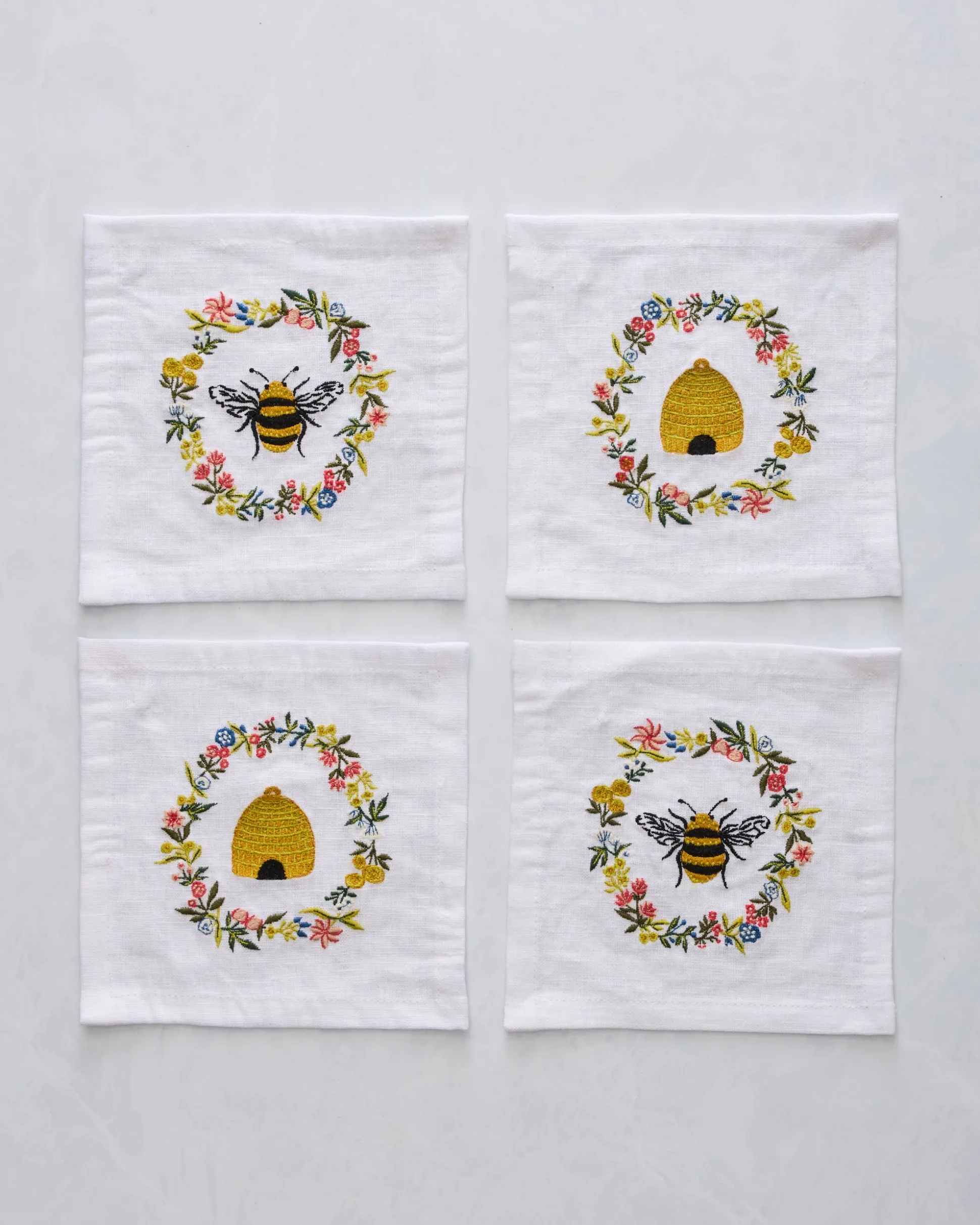 Tea Towels & Cocktail Napkins Bundle in Sweet Bee