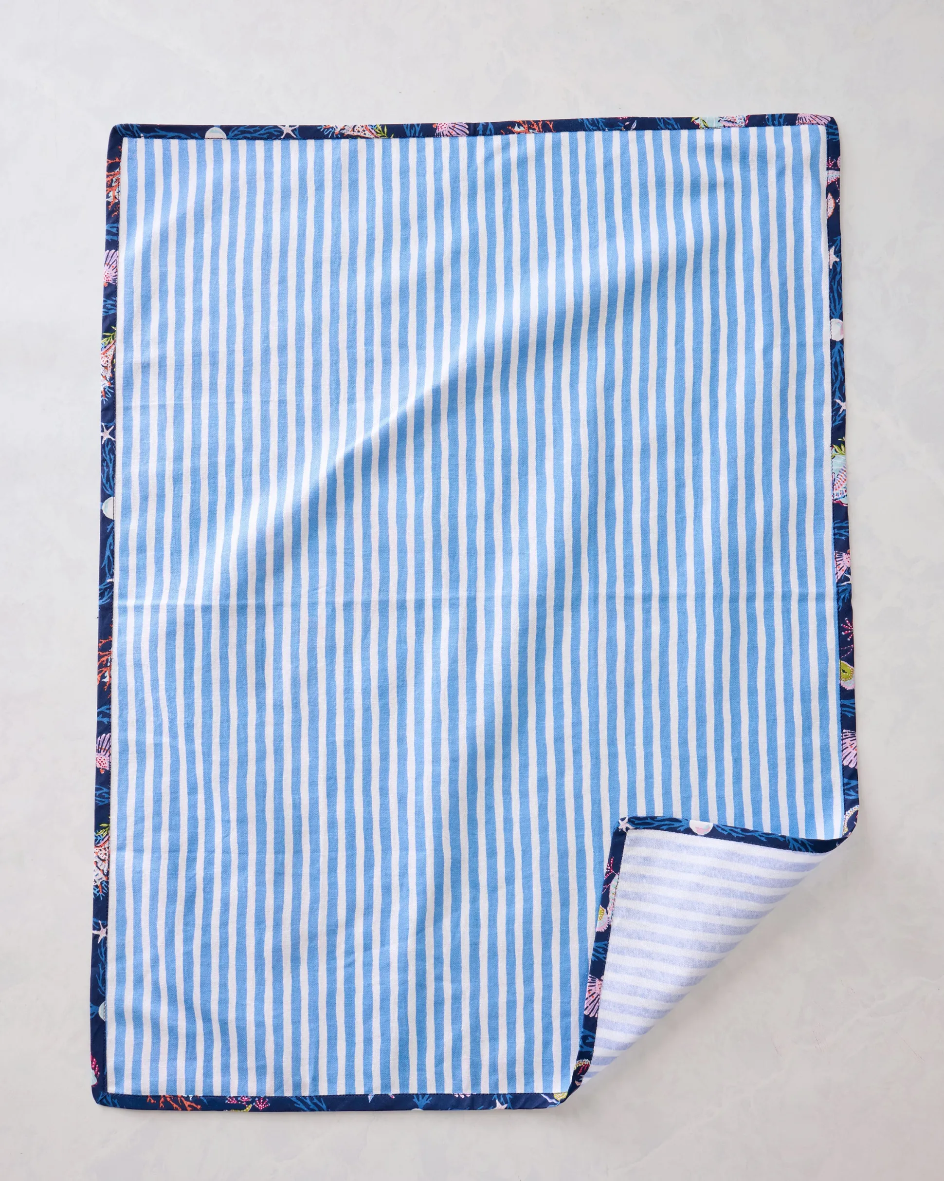 Tea Towels Set of 2 in Underwater Enchantment