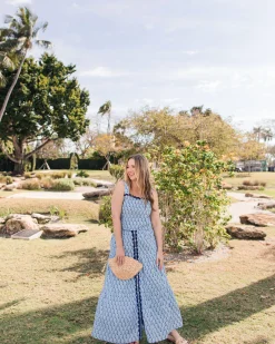 Tessa Set in Conch Cascade