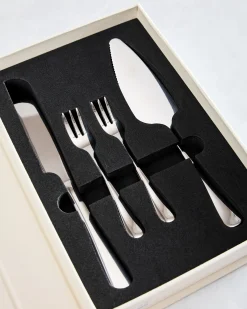 The Essentials Cake Tools in Ivory