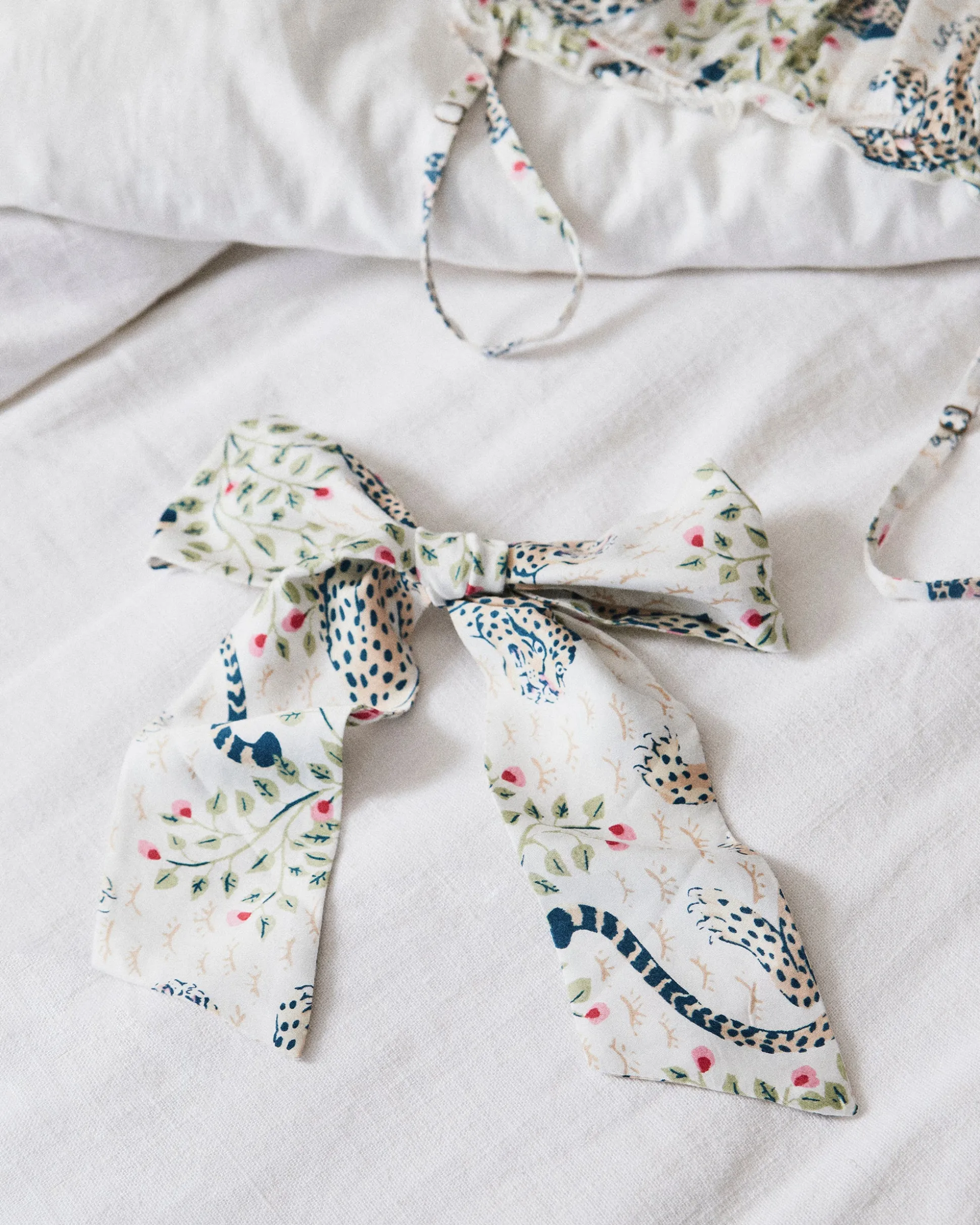The Preppy Hair Bow in Bagheera