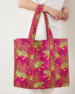 The Traveler Tote in Bagheera
