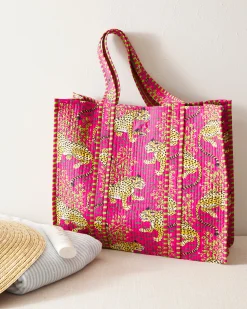 The Traveler Tote in Bagheera