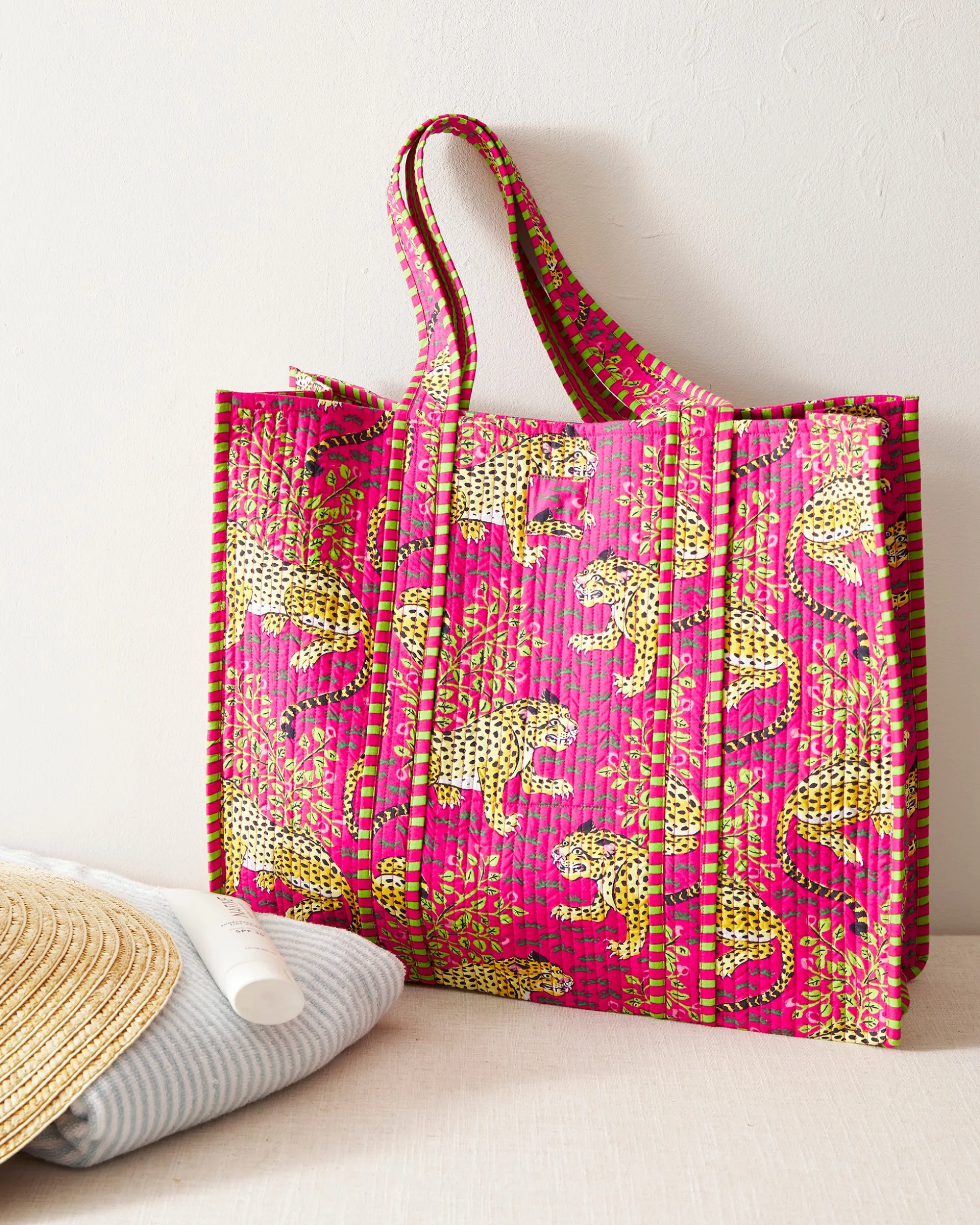 The Traveler Tote in Bagheera