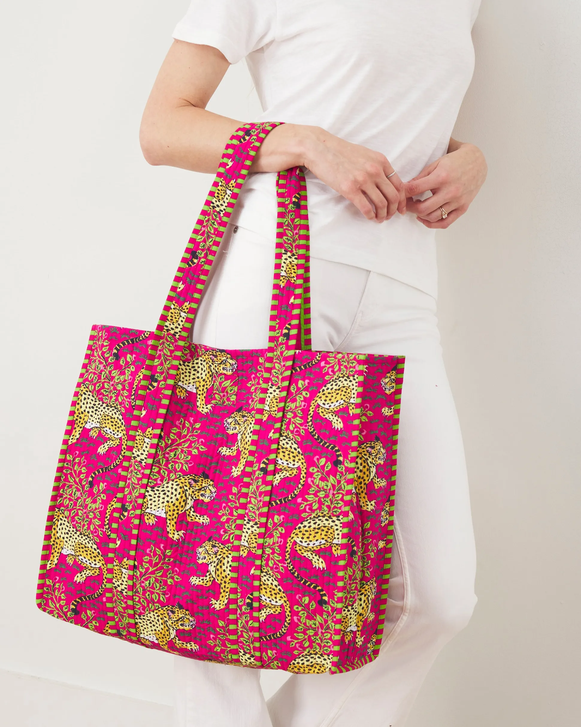 The Traveler Tote in Bagheera