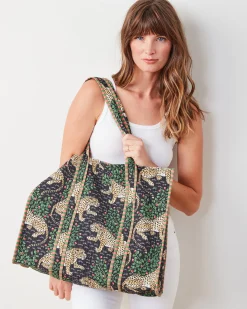The Traveler Tote in Bagheera