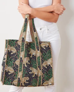 The Traveler Tote in Bagheera