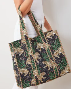The Traveler Tote in Bagheera
