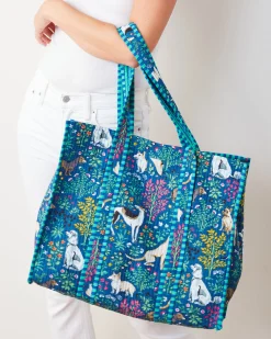 The Traveler Tote in Must Love Dogs