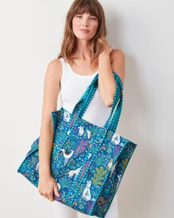 The Traveler Tote in Must Love Dogs