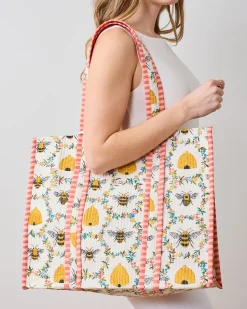 The Traveler Tote in Sweet Bee