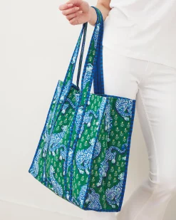 The Traveler Tote in Tiger Queen