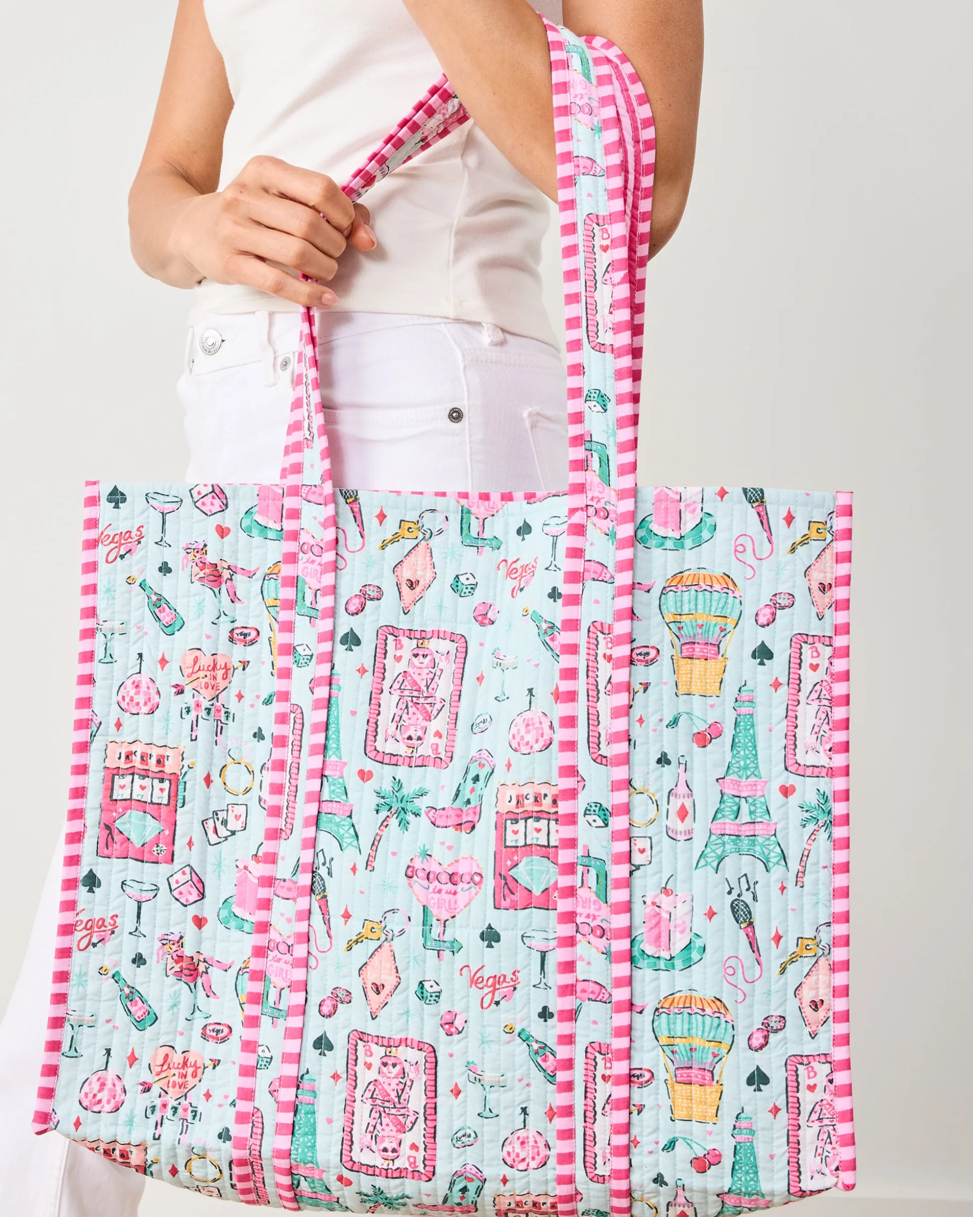 The Traveler Tote in Viva Las Vegas