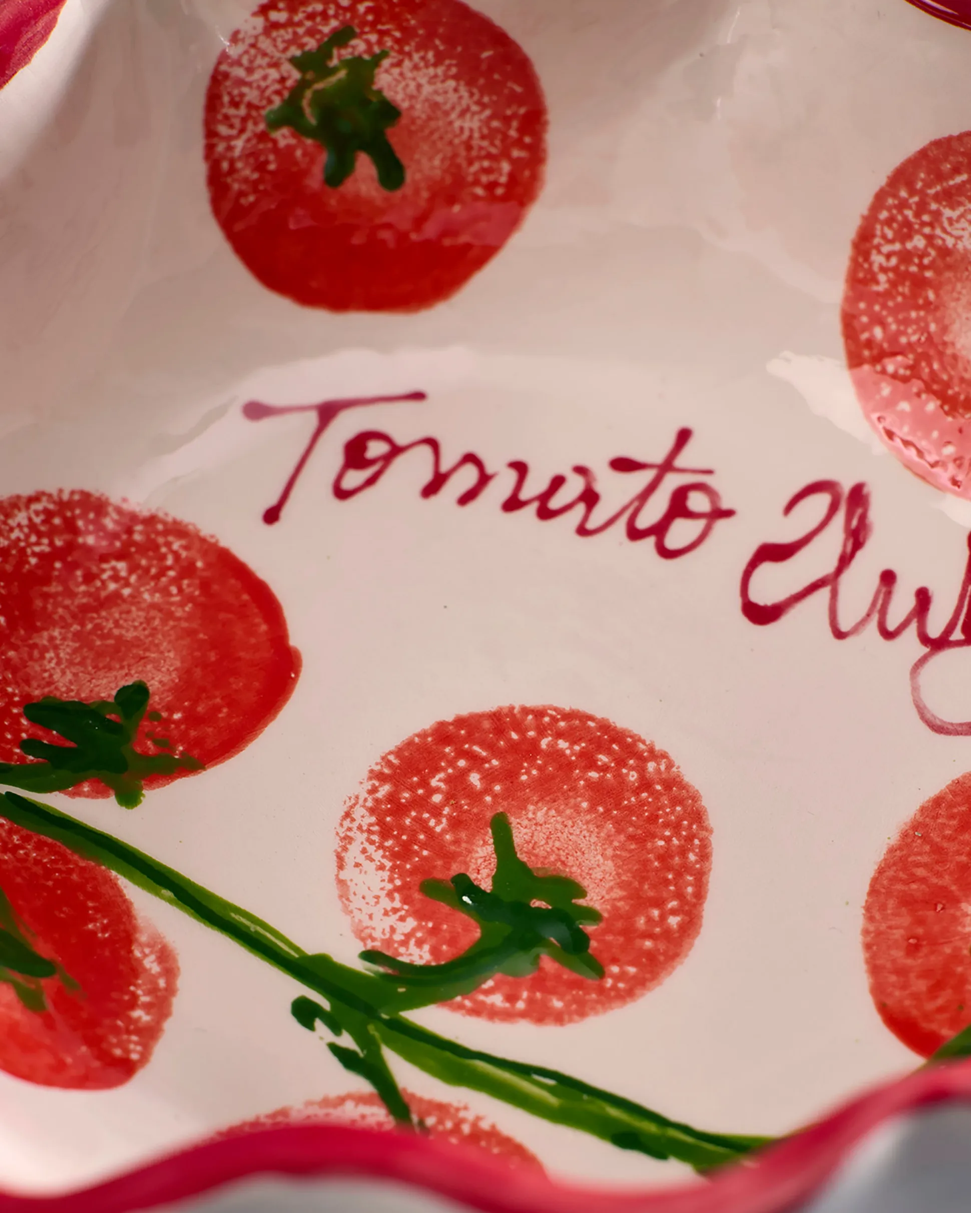 Tomato Club Bowl in Red Combo