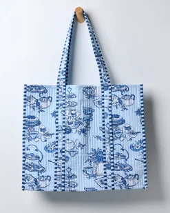 Traveler Tote in High Tea Toile