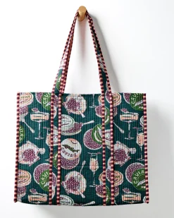 Traveler Tote & Quilted Pouch Bundle in Champagne & Caviar