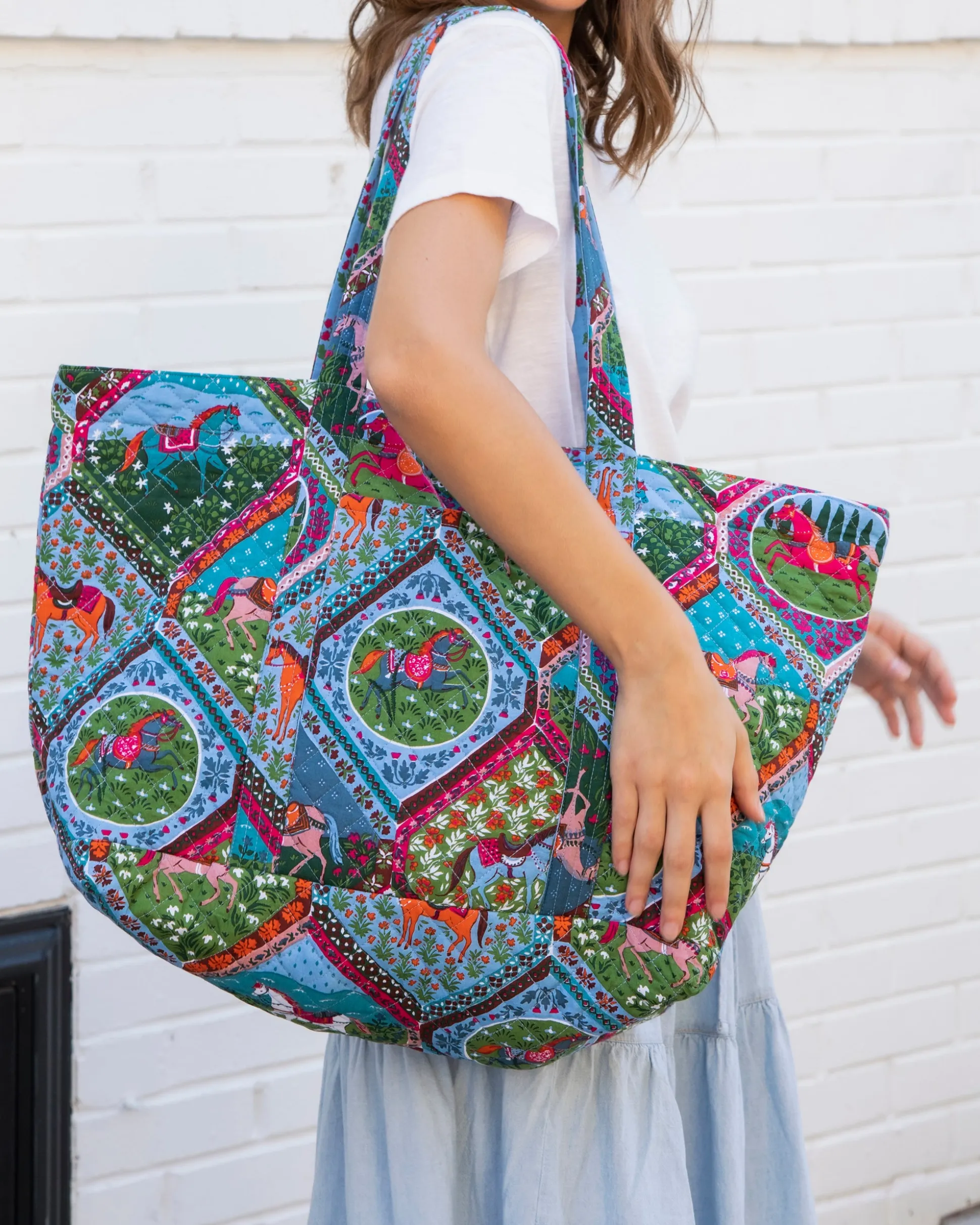Weekend Bag with Pouch in High Horse