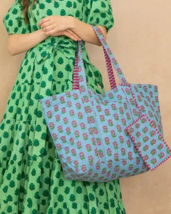 Weekend Bag with Pouch in In Bloom