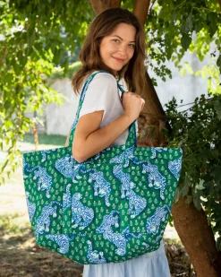 Weekend Bag with Pouch in Tiger Queen
