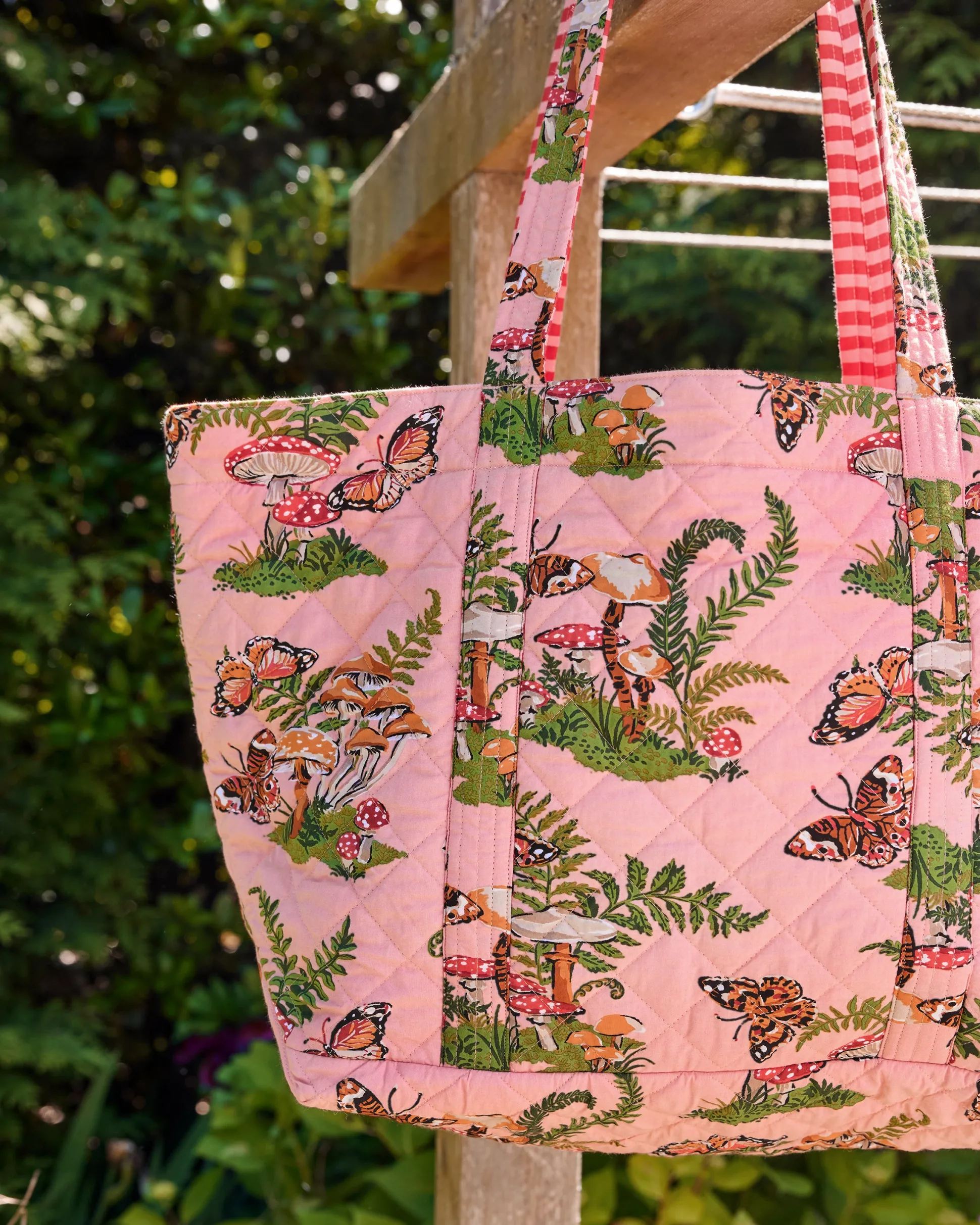 Weekender Bag & Pouch Bundle in Butterfly Forager