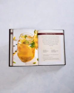 Whiskey Cocktails in Mocha Brown