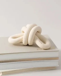 Xl Double Loop Knot in Bone